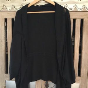Lululemon flow top / cardigan
